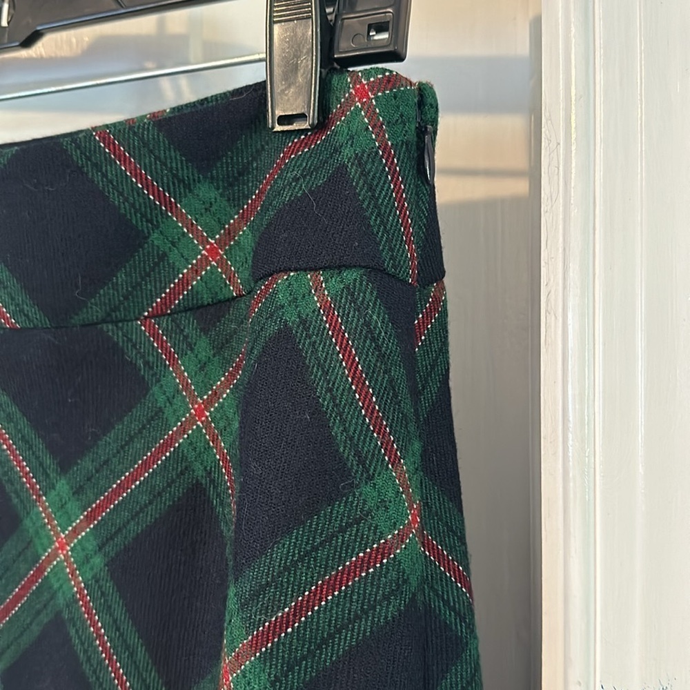 Women’s Talbots Vintage Black Dark Green Red Plaid Tartan Wool Blend Skirt Sz 4 - Picture 6 of 8
